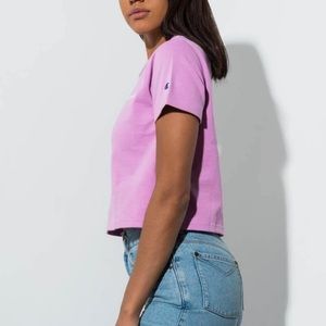 ✨SOLD✨ Champion Women’s Cropped Tee